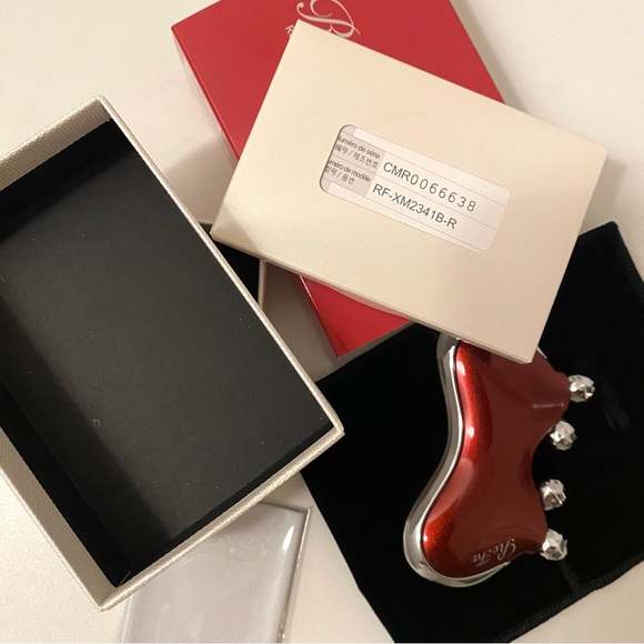 ReFa CAXA M1 Facial Sculpting Tool — Red — NEW IN BOX — SOLD OUT - Picture 8 of 12